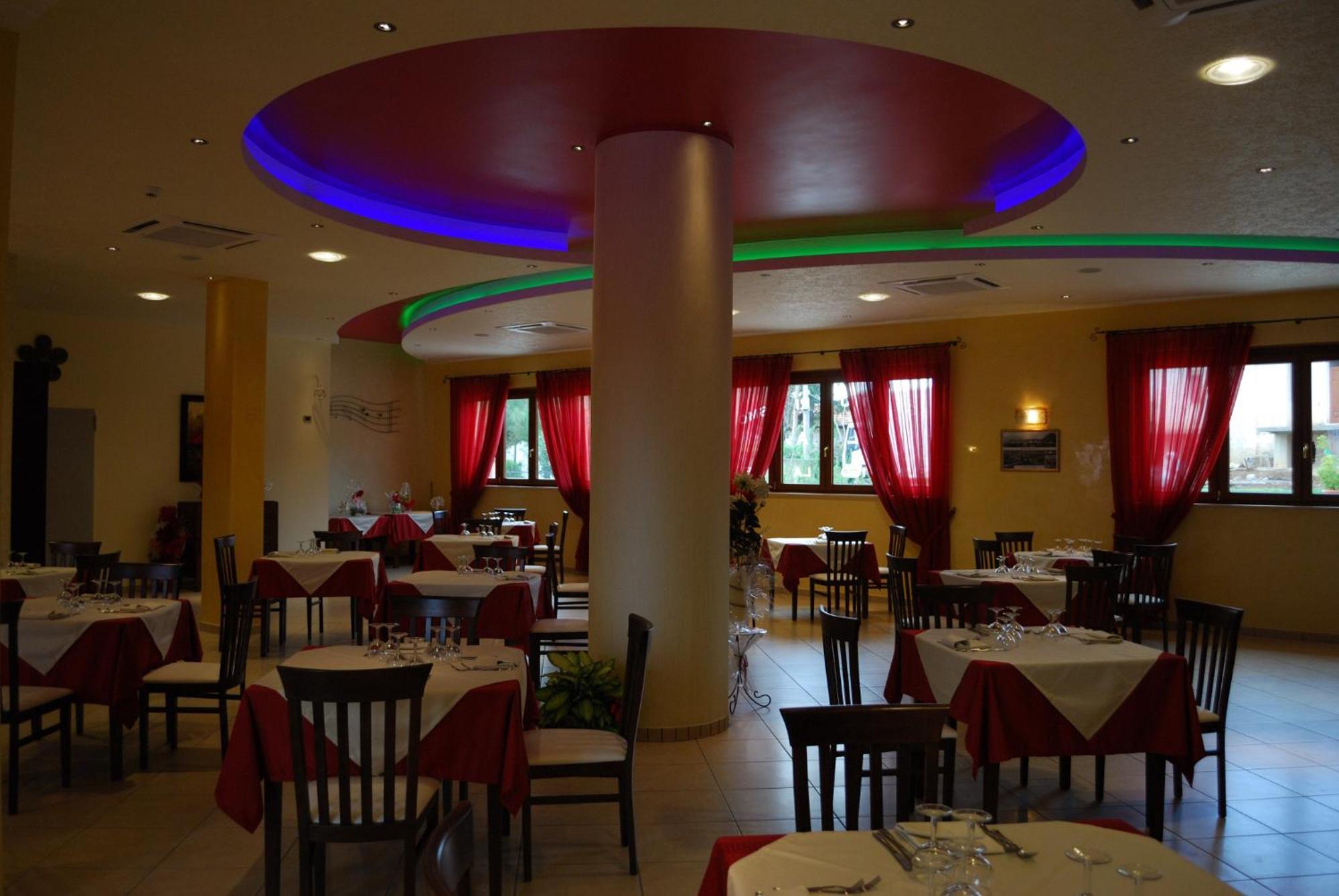 Agriturismo - B&B "La Funicolare" Francavilla Marittima Екстериор снимка