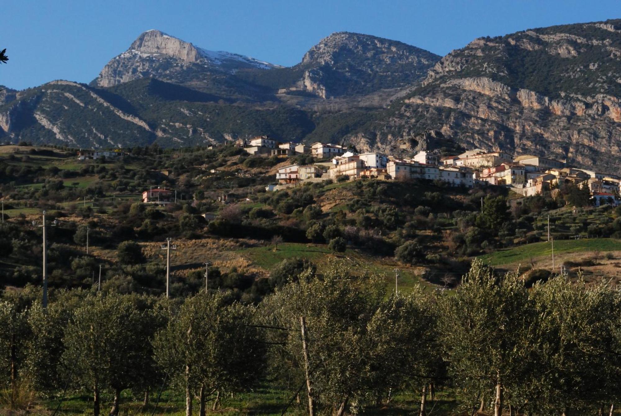 Agriturismo - B&B "La Funicolare" Francavilla Marittima Екстериор снимка